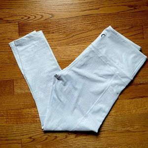 Zyia white viper print leggings 7/8 length sz 8-10